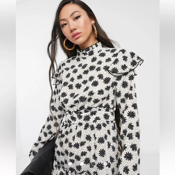 GLAMOROUS | Bloom Tiered Maxi Dress | 4 - Picture 3 of 11